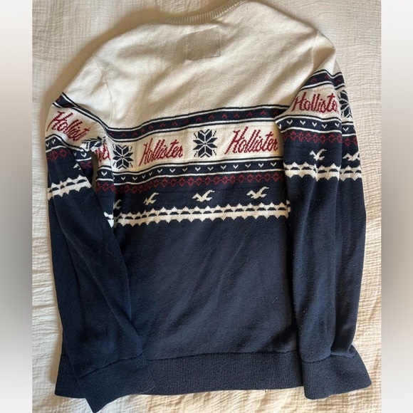 Vintage-Style Hollister Fair Isle Knit Sweater - Navy & White - Picture 6 of 6